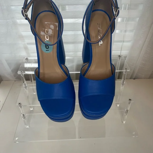Soda Blue Platform Sandals – Women’s Size 6 - Picture 10 of 10